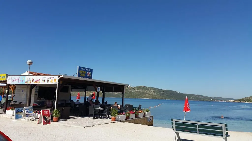 Viktorija Apartments Seget Vranjica Croatia
