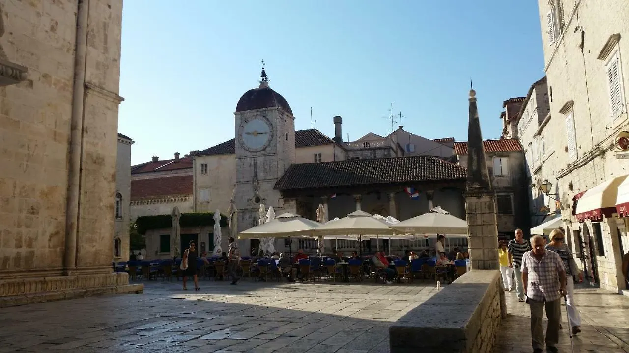 Viktorija Apartments Seget Vranjica